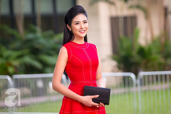 a hau hoang anh gay soc voi voc dang chuan tung cen ti met sau 1 thang sinh con