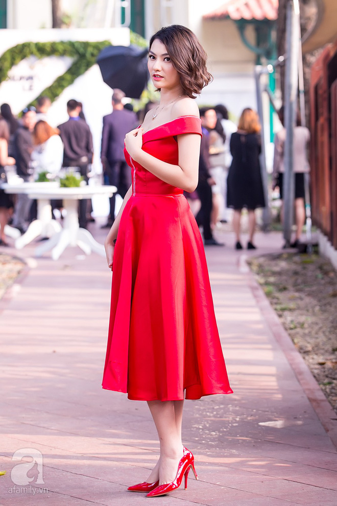 a hau hoang anh gay soc voi voc dang chuan tung cen ti met sau 1 thang sinh con