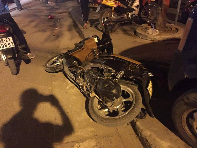 xac dinh danh tinh thanh nien vua lai xe vua hut bong cuoi dam gay xuong dui co gai tre khien nhieu nguoi bi thuong