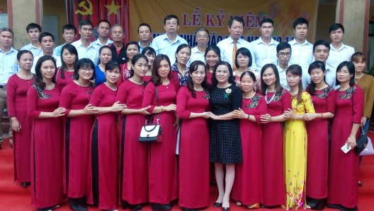truong tieu hoc thuy van sang mai su menh trong nguoi