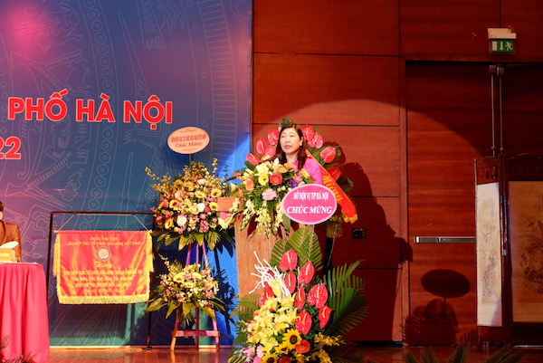 ba nguyen lan huong tai dac cu chu tich haufo khoa v