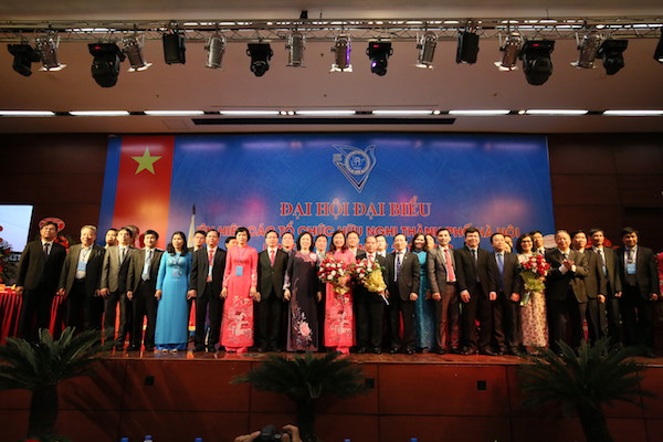 ba nguyen lan huong tai dac cu chu tich haufo khoa v