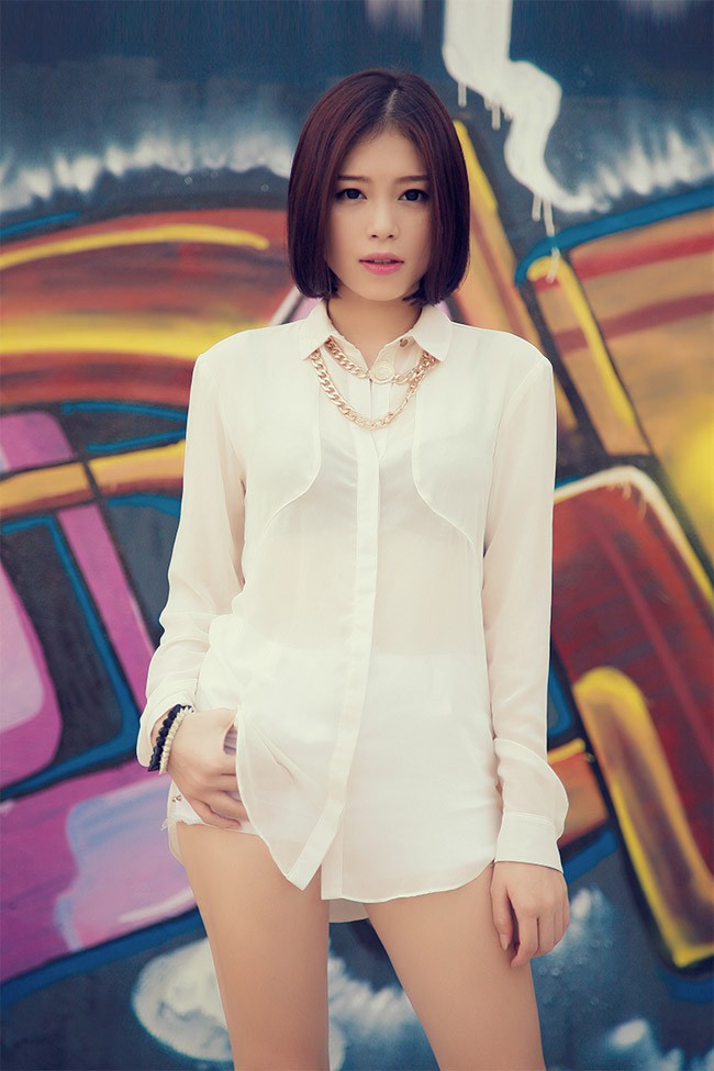 diem danh dan thi sinh the look cuc hot cua cac doi pham huong ky duyen minh tu