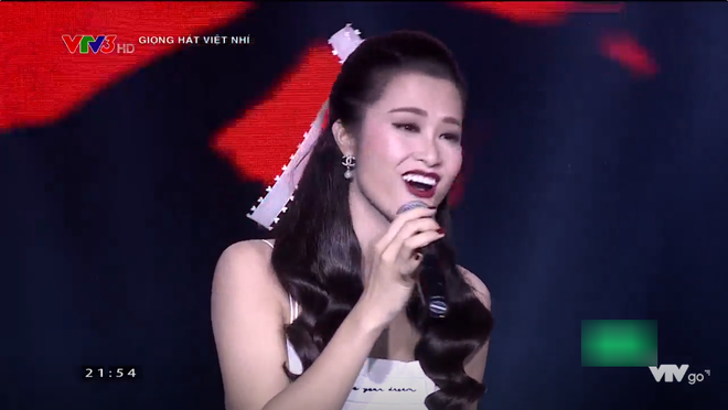 dong nhi bat ngo xuat hien trong dem ban ket giong hat viet nhi 2017 ho tro cho huong tram