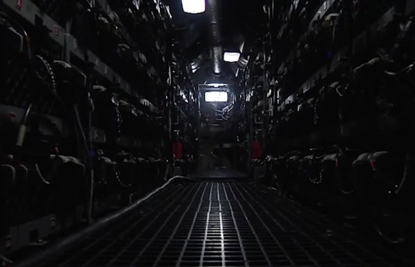 23 buc anh tiet lo khong chi khong quan hai quan my cung co vung 51 tuyet mat