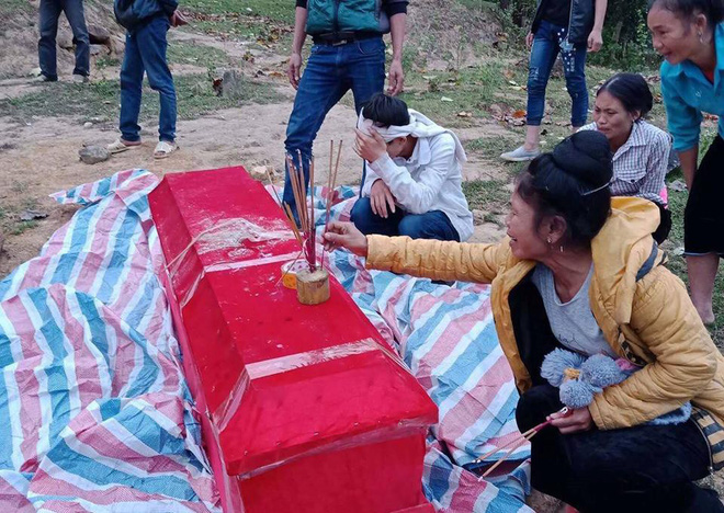 yen bai tim thay thi the nguoi me mang thai bi lu cuon troi cach day hon 1 thang