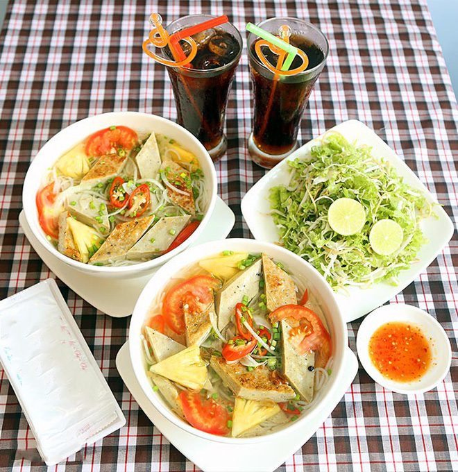 23 dia diem du lich trang mat nha trang cho vo chong son vui choi nghi ngoi va mua sam