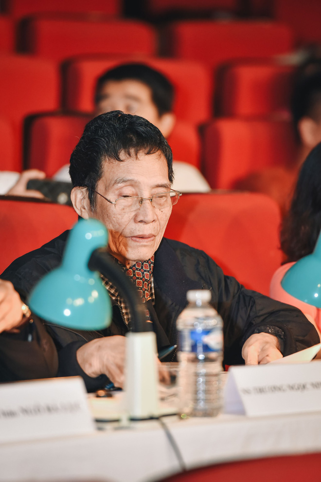 nsnd thu hien nghe thuat khong co ranh gioi tu khong chuyen moi chuyen nghiep duoc