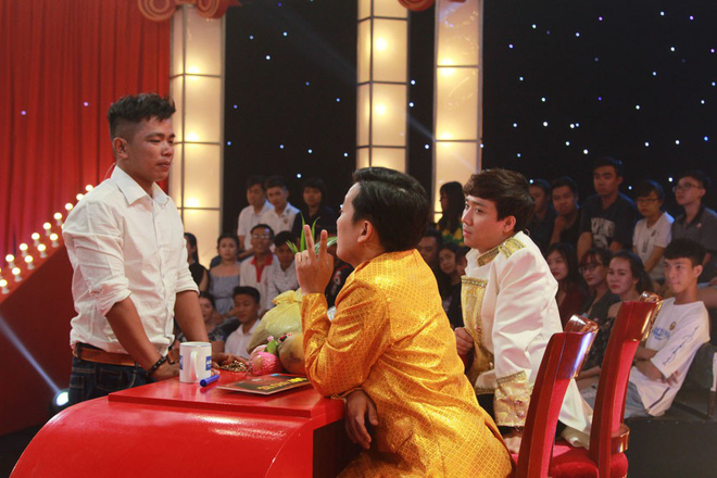 chang xe om moi bo nguoi yeu duoc tran thanh truong giang tang nong 40 trieu
