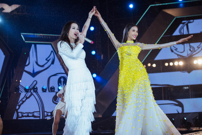 miu le lan dau xuat hien tu tin hat live sau khi bi vo mat vi hat yeu