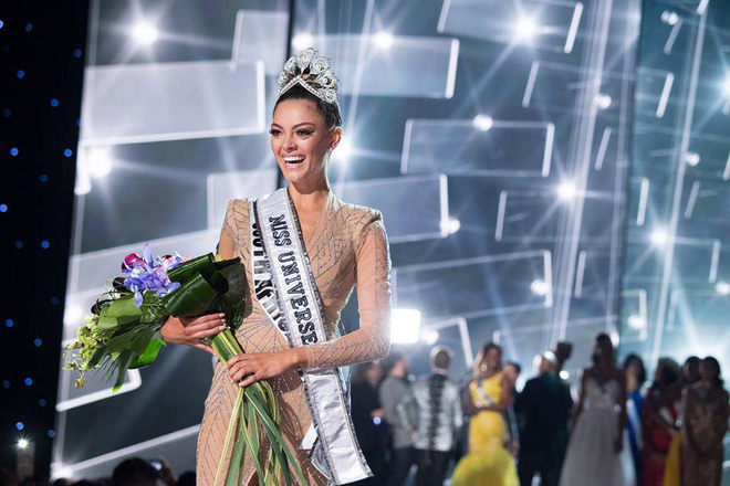 hoa hau nam phi dang quang miss universe 2017