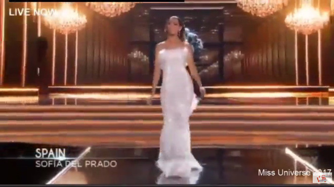hoa hau nam phi dang quang miss universe 2017