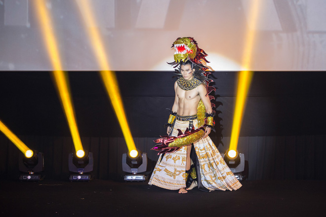 ngoc tinh ha guc chu nha thai lan dang quang nam vuong quoc te 2017