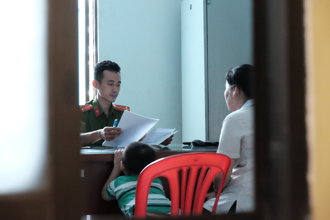 vu bao mau bao hanh tre em tai mam xanh nhieu tre quay khoc mat ngu ve dem tham chi co trieu chung tu ky