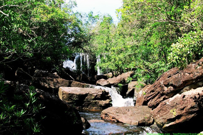 phu quoc mua nay dep lam anh oi minh cung di het 23 dia diem sau cho ky trang mat mong mo nhe