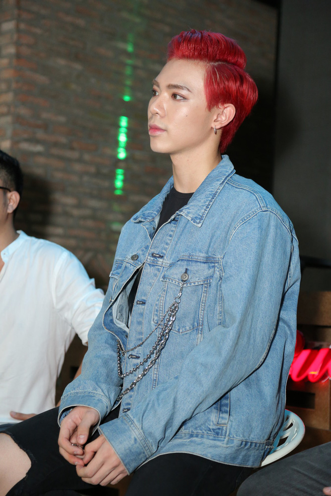 erik boi roi khi bi chat van chuyen tinh cam