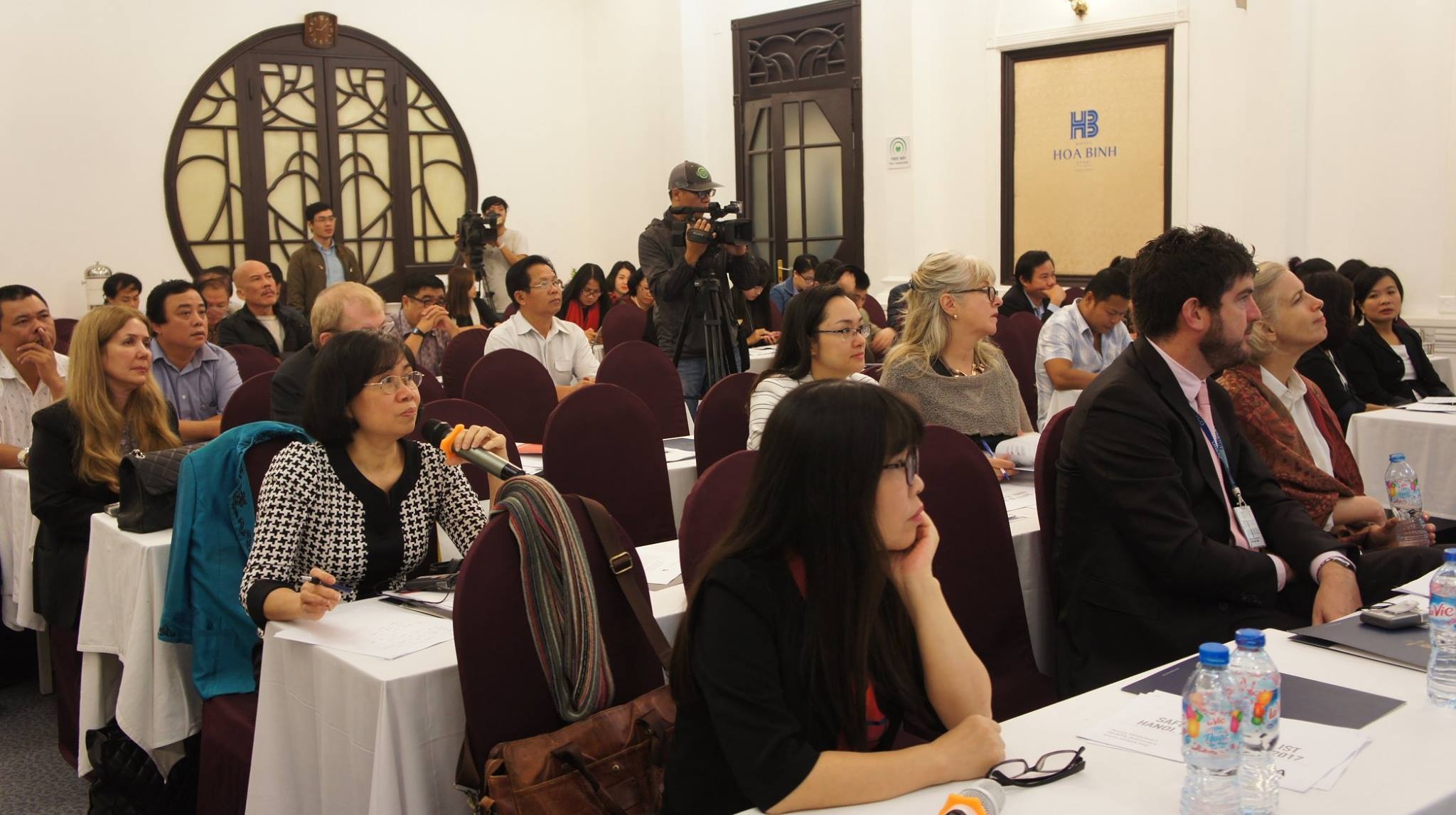 red to chuc hoi nghi thuong nien voi chu de bao chi voi phat trien ben vung