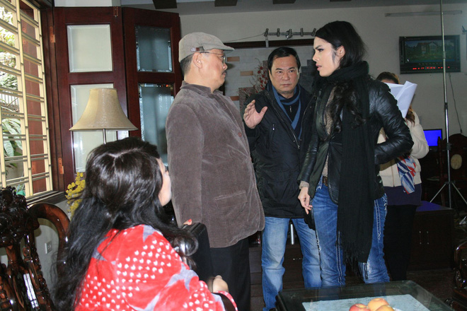dao dien khai hung va nhung kho khan khi lam phim hanh phuc khong co o cuoi con duong