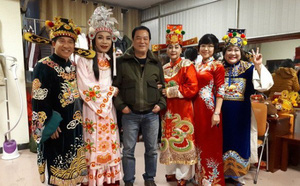 dao dien khai hung va nhung kho khan khi lam phim hanh phuc khong co o cuoi con duong