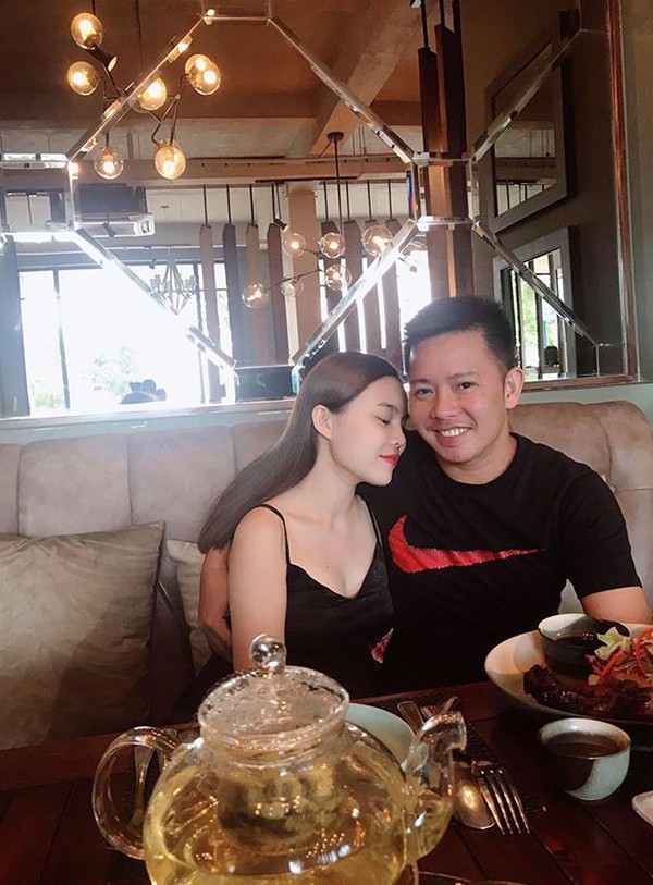 loat anh tinh tu cua giang hong ngoc va ban trai doanh nhan giua nghi an bau bi