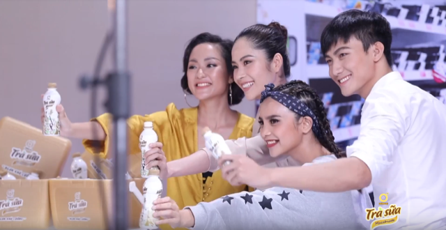 the face tap 6 thanh hang dim thi sinh team minh hang trong thu thach ngon kho cuong cua tra sua macchiato khong do
