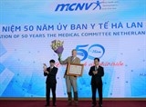 uy ban y te ha lan viet nam tron 50 tuoi nhan huan chuong huu nghi thu 4
