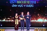 nguoi phu nu phat hien minh bi ung thu vu nho may anh nhiet tai khu du lich