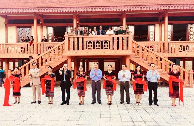 khanh thanh nha guol mon qua tong bi thu nguyen phu trong tang thua thien hue