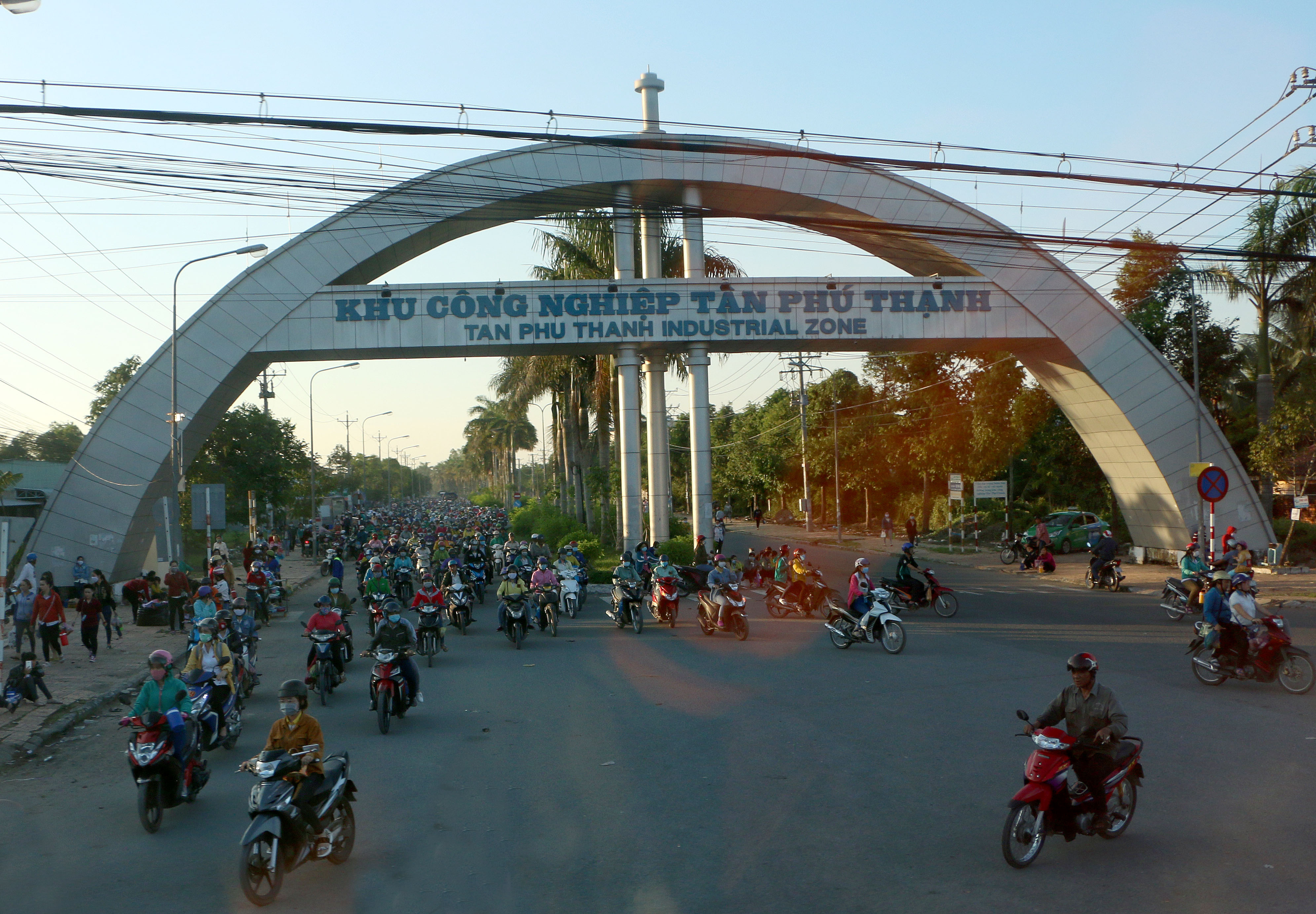 tao chinh sach thong thoang hau giang trai tham do don dau tu