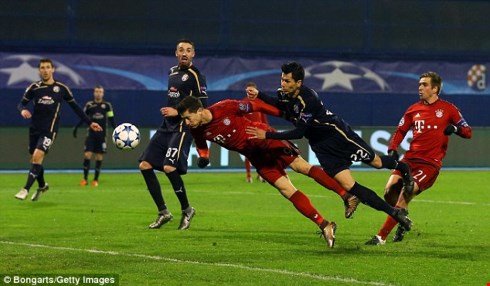 ket thuc vong bang champions league thanh london mo hoi