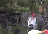 video nhung vu xe phuong trang gay tngt khien hanh khach kinh hon bat via