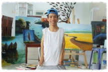 quy hoa binh va phat trien tphcm trao xe chuc nang cho nguoi khuyet tat cu chi
