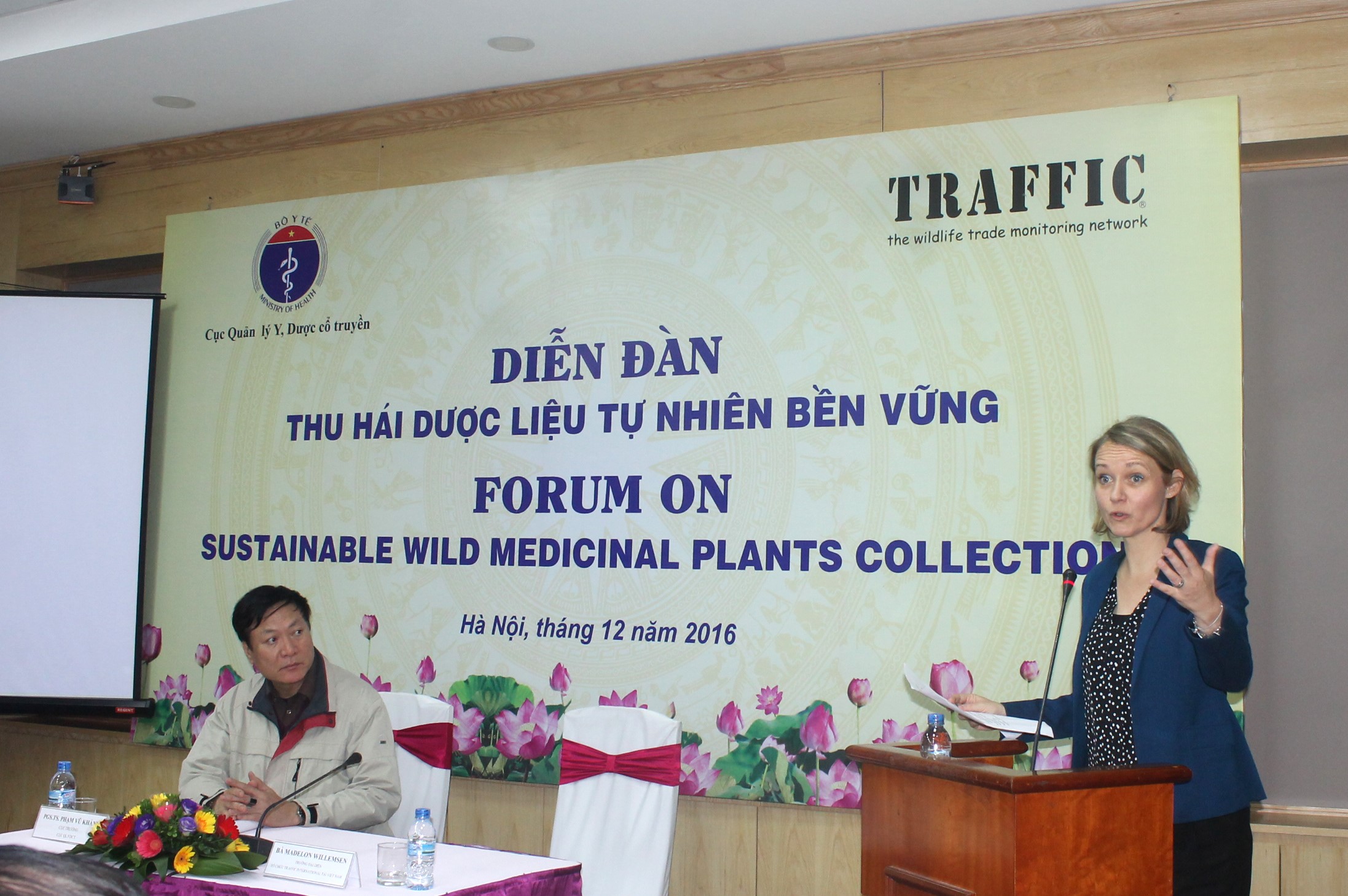 nang cao nhan thuc ve thu hai ben vung nguon cay duoc lieu trong tu nhien