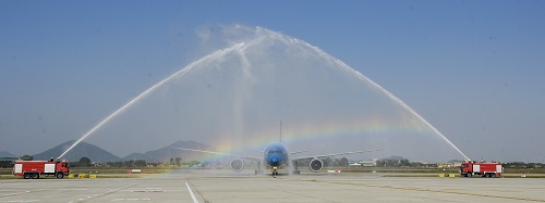 le don chuyen bay 700000 va hanh khach thu 20 trieu cua vietnam airline