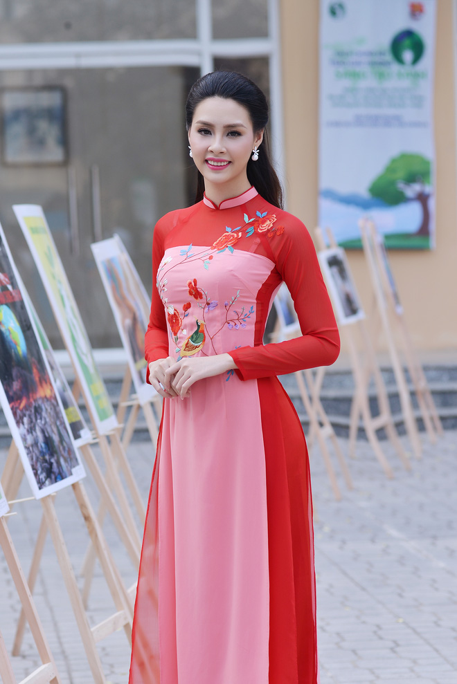 hoa hau bien thuy trang nen na trong vai tro moi