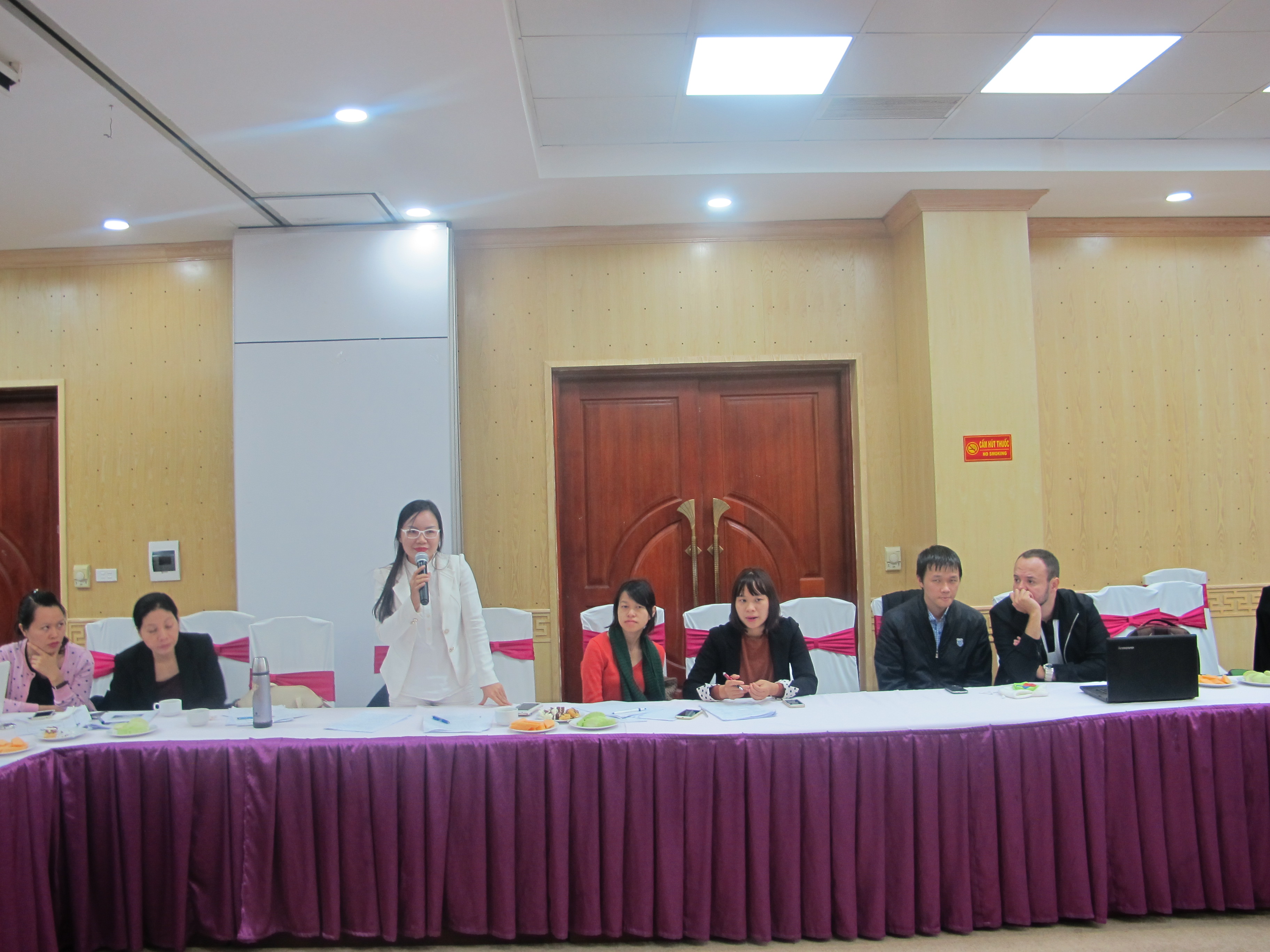 cac to chuc xa hoi van dong tang cuong dau tu cong cho y te giao duc tai viet nam