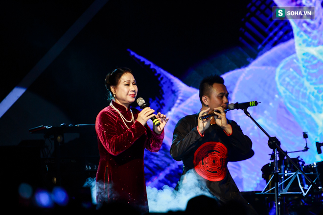 toan bo khan gia choang khi tuan ngoc song ca chung ta khong thuoc ve nhau voi son tung m tp