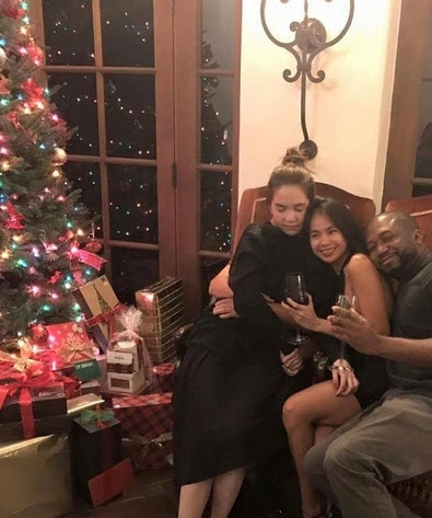 lo anh than mat cua ngoc trinh va ban trai ty phu 72 tuoi