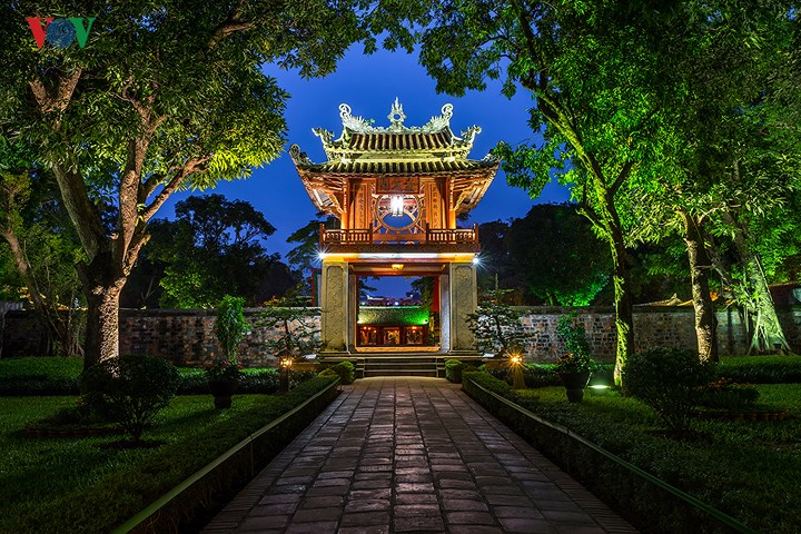 du li ch ha no i 9 di a danh khong nen bo lo