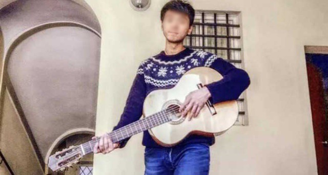 vi bi doa cong khai dong tinh nam thanh nien 17 tuoi sat hai ban trai roi giau thi the vao vali