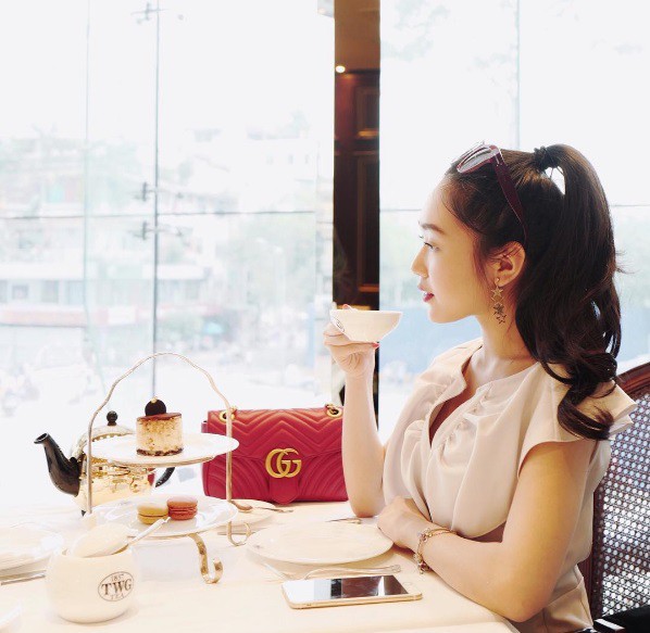 doi ban than hot nhat nhi viet nam vi vua la tieu thu la ngoc canh vang vua xinh dep nhieu tai nang