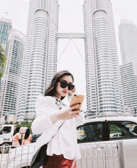 doi ban than hot nhat nhi viet nam vi vua la tieu thu la ngoc canh vang vua xinh dep nhieu tai nang