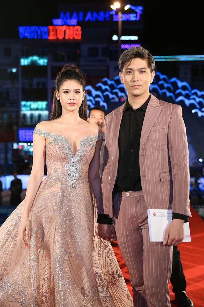 day la phan ung cua vo binh minh truoc scandal lo anh than mat giua chong va truong quynh anh