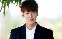 mac du ban be da khuyen bao toi rang anh lam the la dung nhung toi thay anh doi xu voi minh chang ra gi