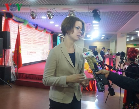 gioi thieu van hoa tin nguong tho mau tam phu tai lien bang nga