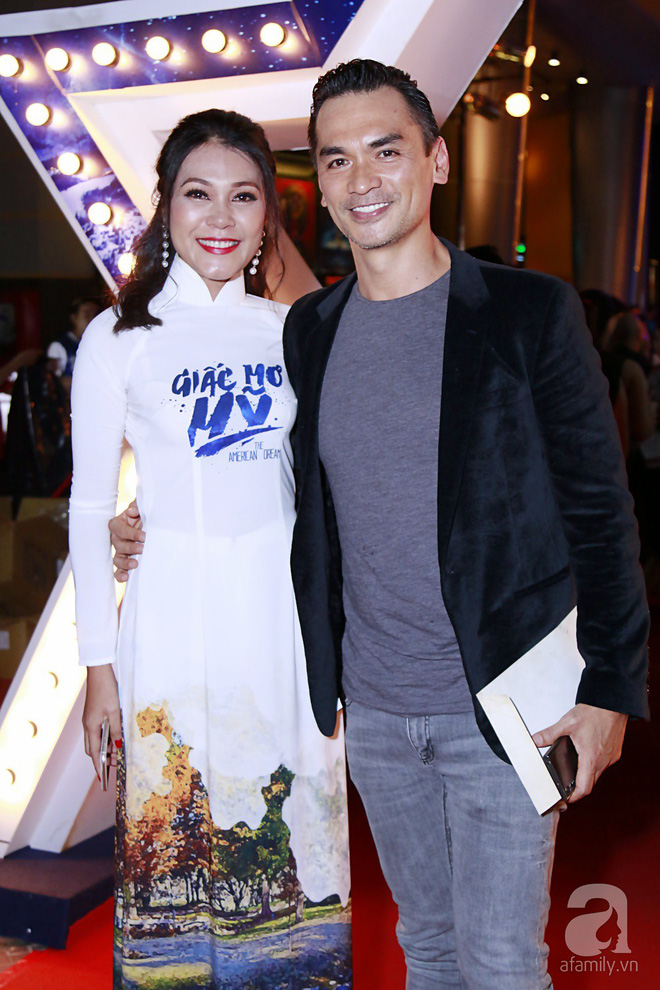 vang mat vo dai gia binh minh van tuoi tan den hop bao phim