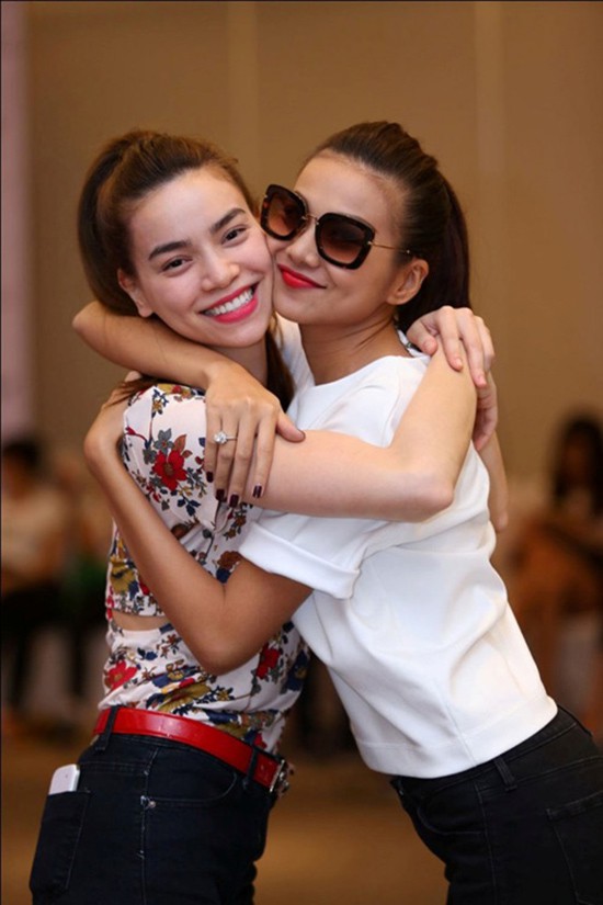 thanh hang lan dau thua nhan ho ngoc ha va minh hang thieu cuoc doi thoai truc tiep
