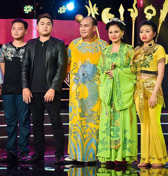 gia ma sau anh hao quang cham 1 nhip thi hinh anh dep de cua gia dinh le giang da giu mai the nay