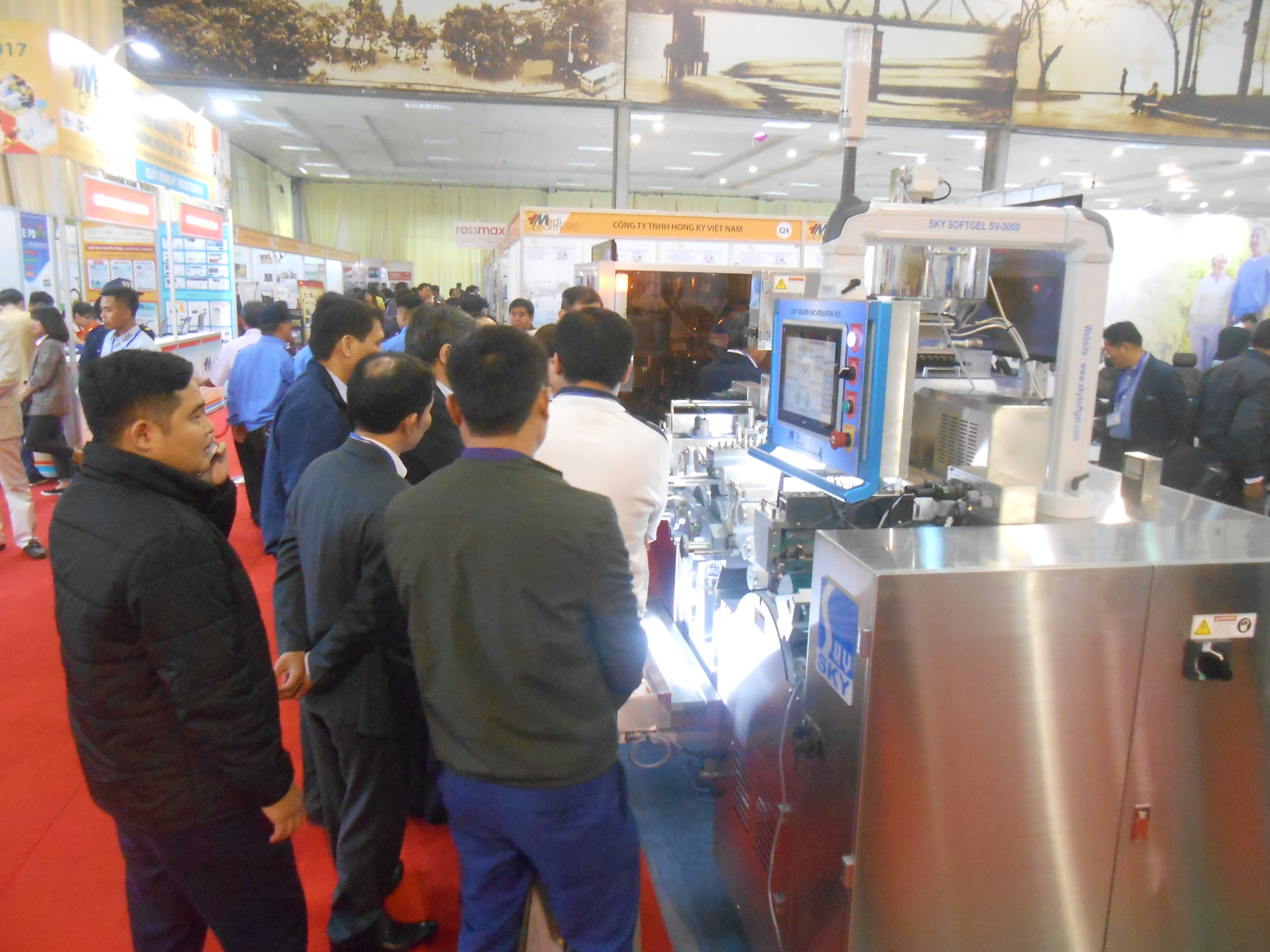 vietnam medi pharm expo nhip cau giao thuong cua cac doanh nghiep trong nganh y duoc