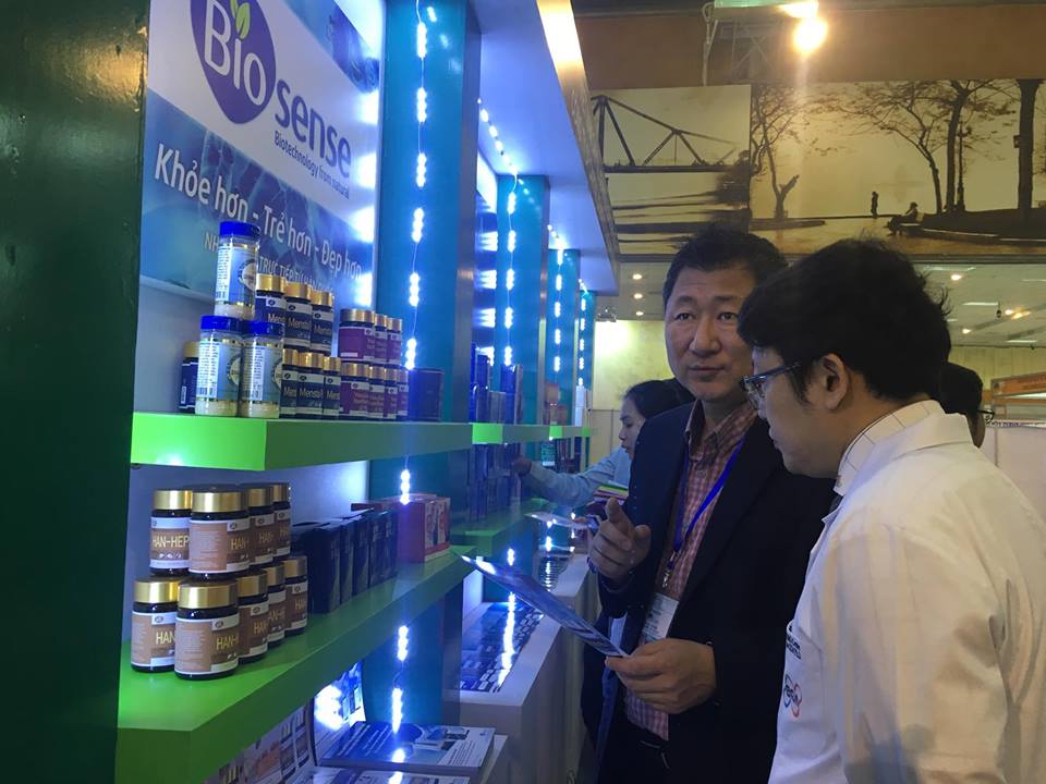 vietnam medi pharm expo nhip cau giao thuong cua cac doanh nghiep trong nganh y duoc